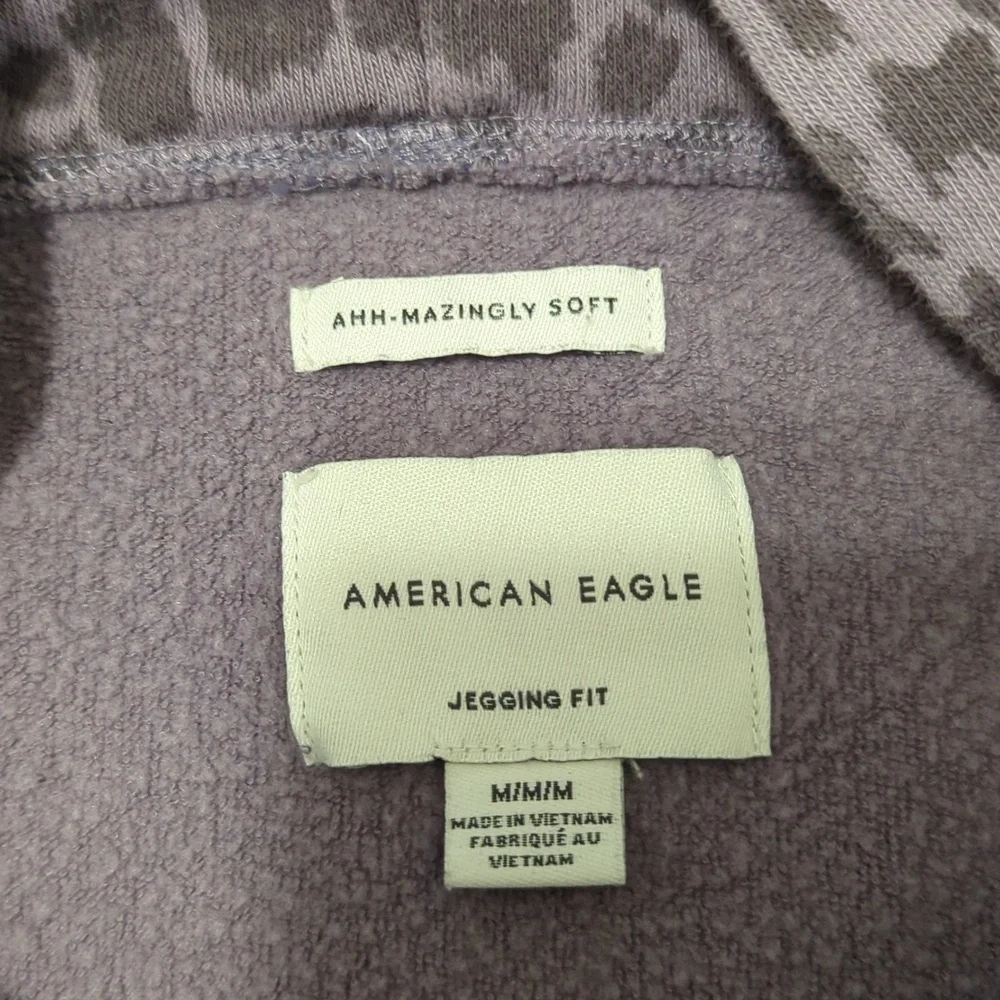 American Eagle Ahh-Mazingly Soft Hoodie. - Picture 4 of 4